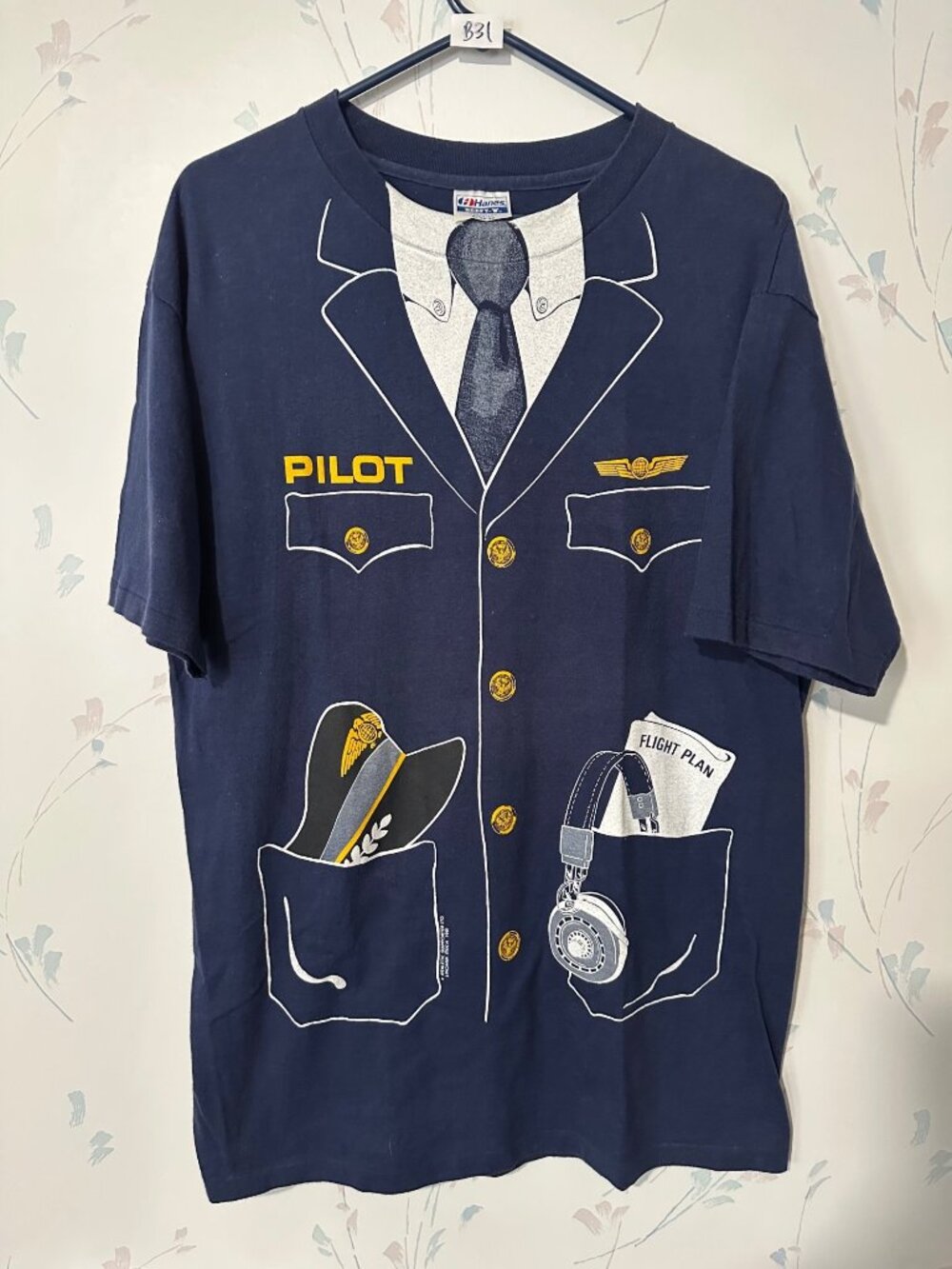 Pilot Graphic 1981 VTG T-Shirt Navy Blue Hanes Beefy-T XL 100% Cotton Crewneck